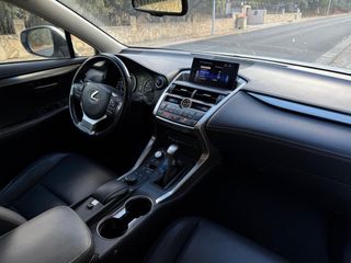 Lexus NX300h, 4WD, Cuero, revisiones en Lexus 