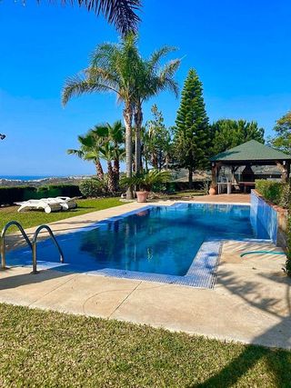 Chalet en alquiler en Calahonda en Mijas