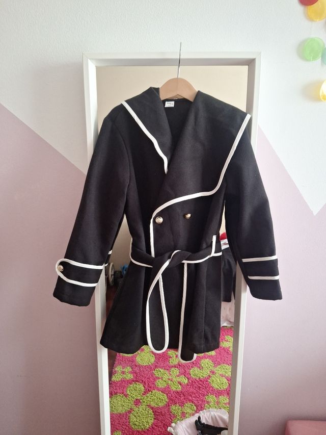 Gabardina niña marinera,está nueva.