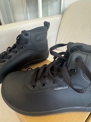 Botas FIR Hobibear Negras Talla 38 Nuevas sin usar