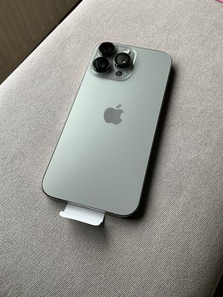 iPhone 16 Pro Max Titanio Natural