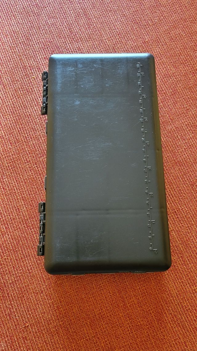 Caja organizadora de pesca