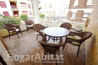 Piso en venta en Zona Piscinas en Burriana