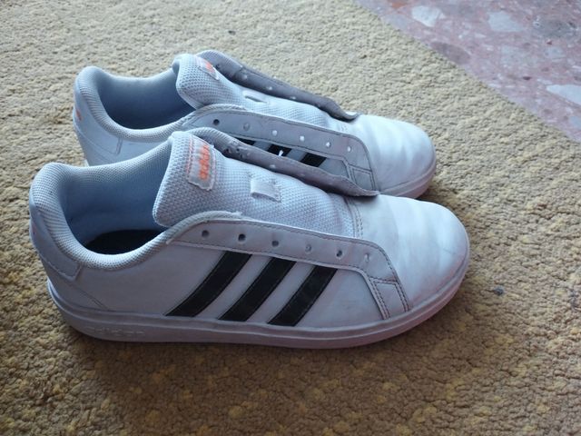Zapatillas Adidas niño talla 36