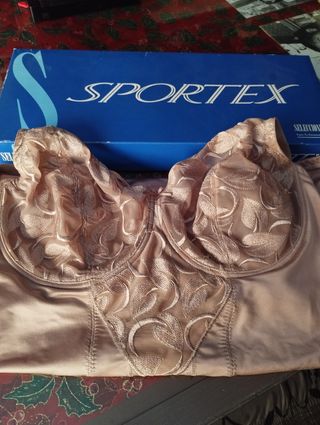 Body faja beige con encaje