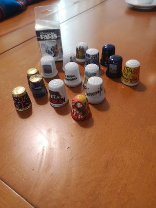 Lote de 16 dedales coleccionables