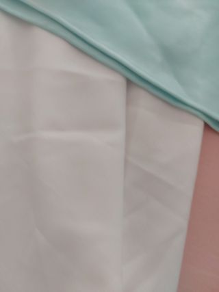 Lencería camisones mujer.:
-1 largo, - 1 rodilla -