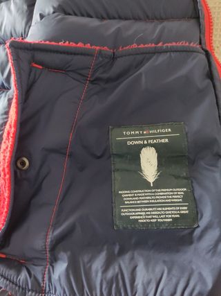 Chaleco Tommy Hilfiger Rojo
Talla 164 cm