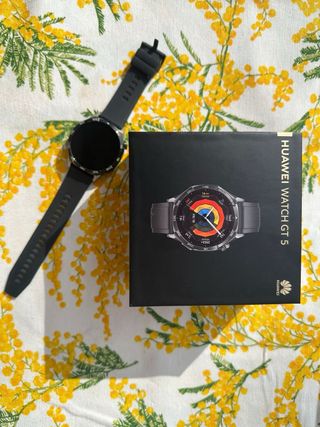 Reloj Huawei Watch GT 5 Negro como nuevo 2 usos.