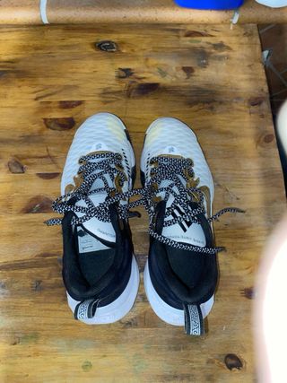 Zapatillas Nike Hombre Mujer Doradas Blancas