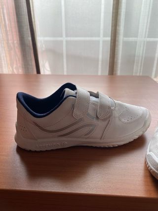 Zapatillas deportivas blancas talla 37