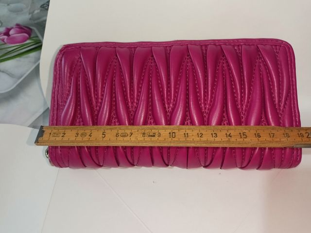 Portafoglio Carpisa donna magenta