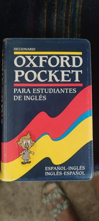 Diccionarios ingles y francés de bolsillo. 