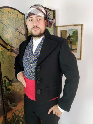 VENTA TRAJE DE BATURRO ( 68 B )