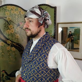 VENTA TRAJE DE BATURRO ( 68 B )