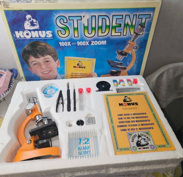 Microscopio Konus Student 100x-900x