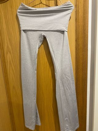 Pantalones grises de yoga con cintura alta