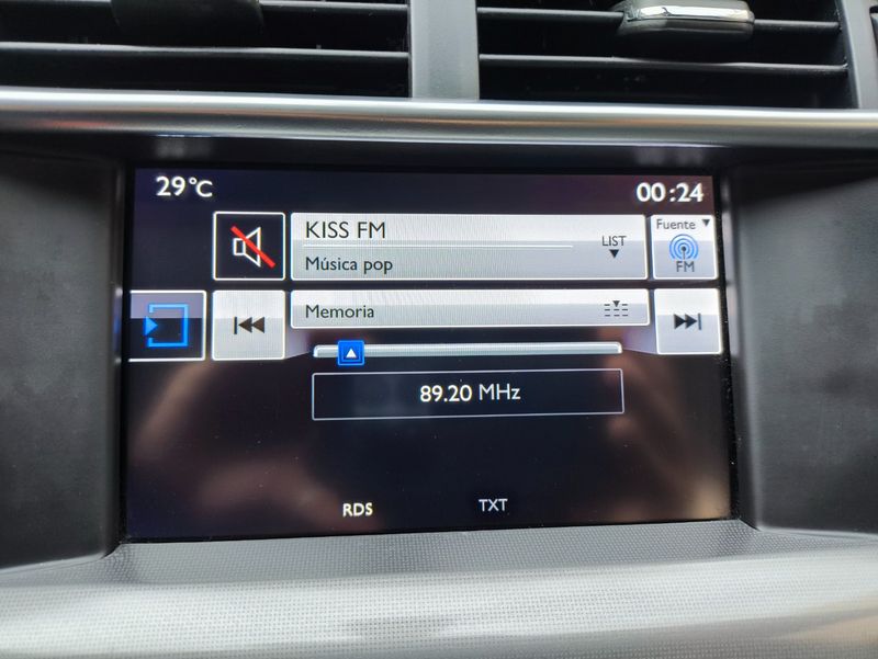 Citroën C4 1.6 Blue HDI S&S Shine EAT6 2016, foto 36