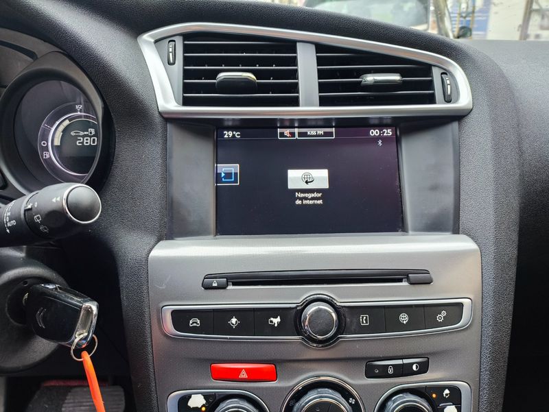 Citroën C4 1.6 Blue HDI S&S Shine EAT6 2016, foto 39