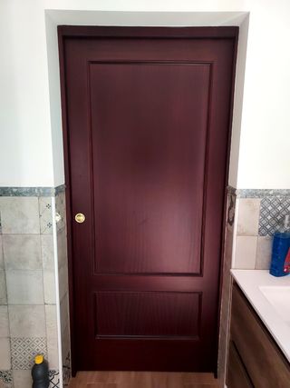 Puertas de interior madera maciza color nogal