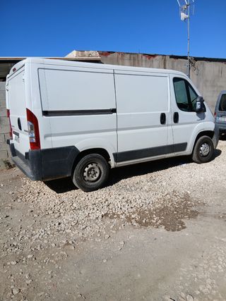 Transportes y mudanzas