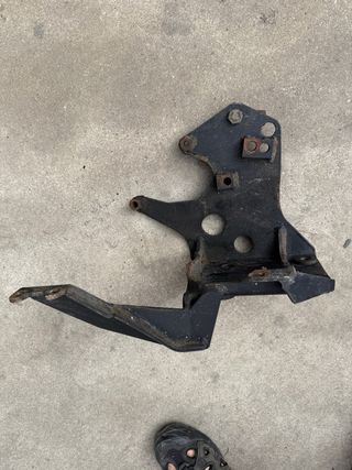 Soporte A/A Mercedes W123 W115 OM617