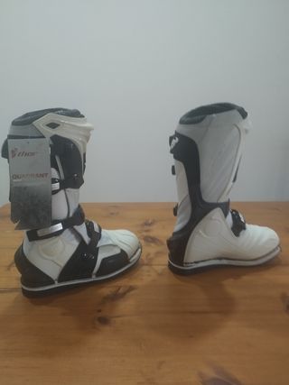 Botas Motocross Quadrant Blancas y Negras
