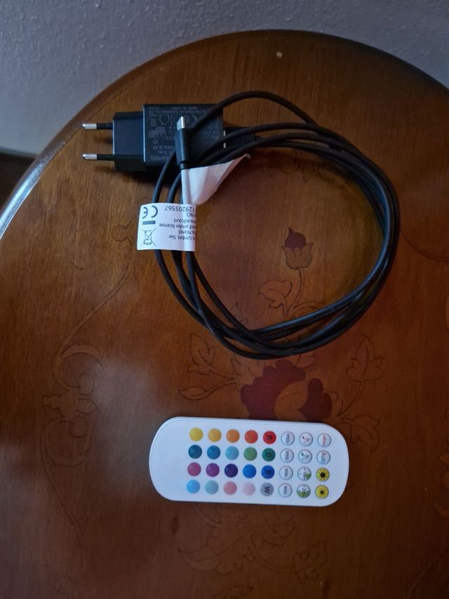 Lampada angolare LED RGB