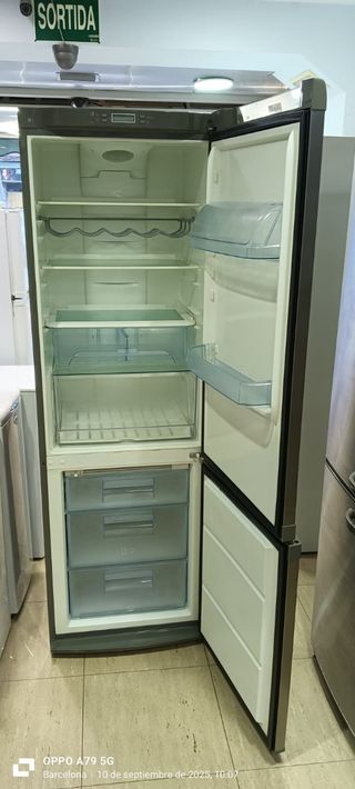 Nevera Combi Electrolux no Frost energía A+