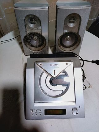 Equipo de música Sharp CD XL-1000