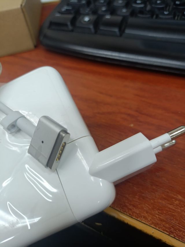 Cargador compatible MacBook T-Tip