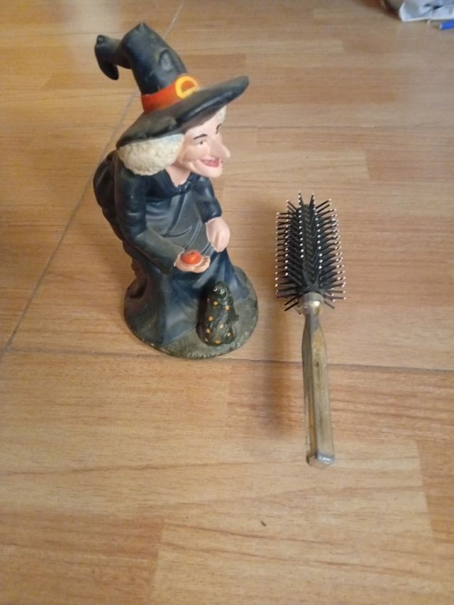 Bruja mágica decorativa