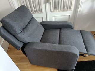 Dos sillones relax de tela gris, desmontabled.Nuev