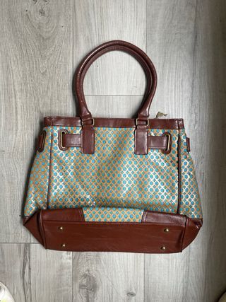 Bolso grande marrón y turquesa