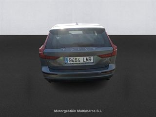 VOLVO V60 2.0 B3 (G) Momentum Pro Auto
