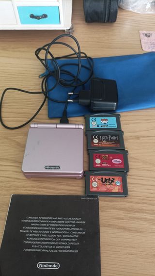Nintendo Game Boy Advance SP Rosa + 4 Juegos
