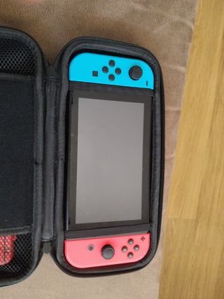 Nintendo Switch Azul y Rojo