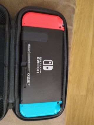 Nintendo Switch Azul y Rojo