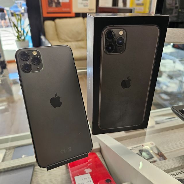 iPhone 11 Pro Max grigio siderale