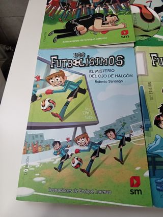 Los Futbolísimos 1: El misterio de los árbitros...