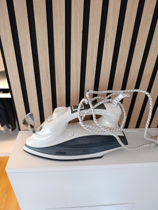 Plancha de vapor Ufesa