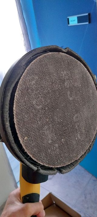 Lijadora de pared Powerplus 710W
