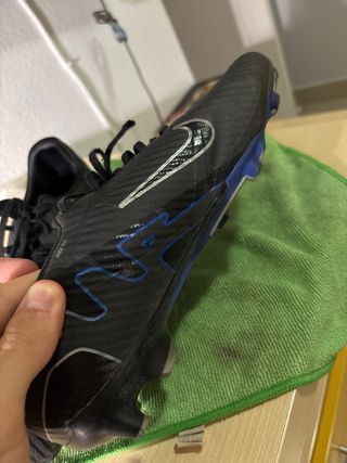 Botas de fútbol Nike Talla 42
