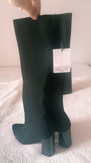 Botas altas mujer talla 36 negras. NUEVA 