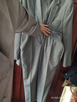 Traje UNDER BLUE Gris Talla M Slim Fit