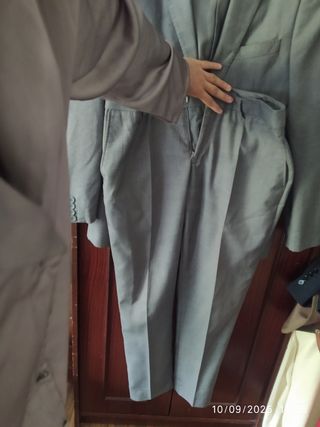 Traje UNDER BLUE Gris Talla M Slim Fit