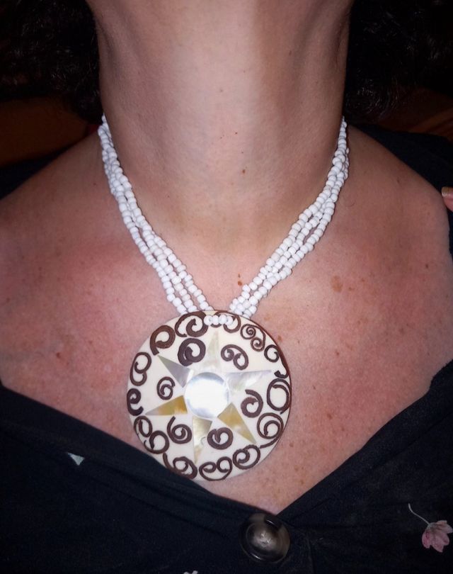Collana con medaglione