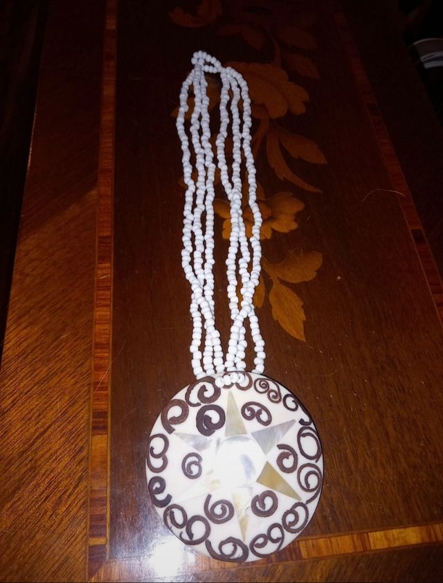 Collana con medaglione