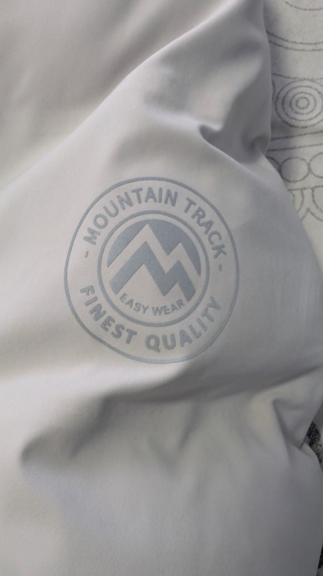 Abrigo plumas hombre talla M, de el corte inglés.