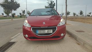 Peugeot 208 2015